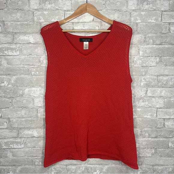 Jones New York Tops - EUC Jones New York Red Sleeveless Sweater Tank Top  Size 3X *Used RN54050